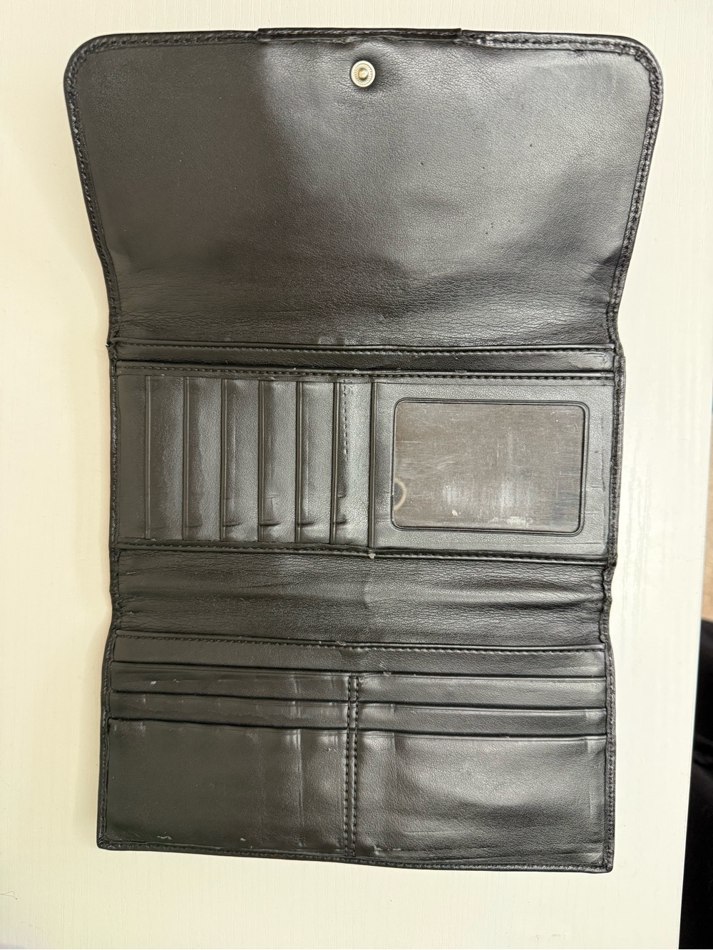 ๐ค Authentic Coach Ashley Pleated Leather Envelope Wallet ๐ค - Picture 4 of 4